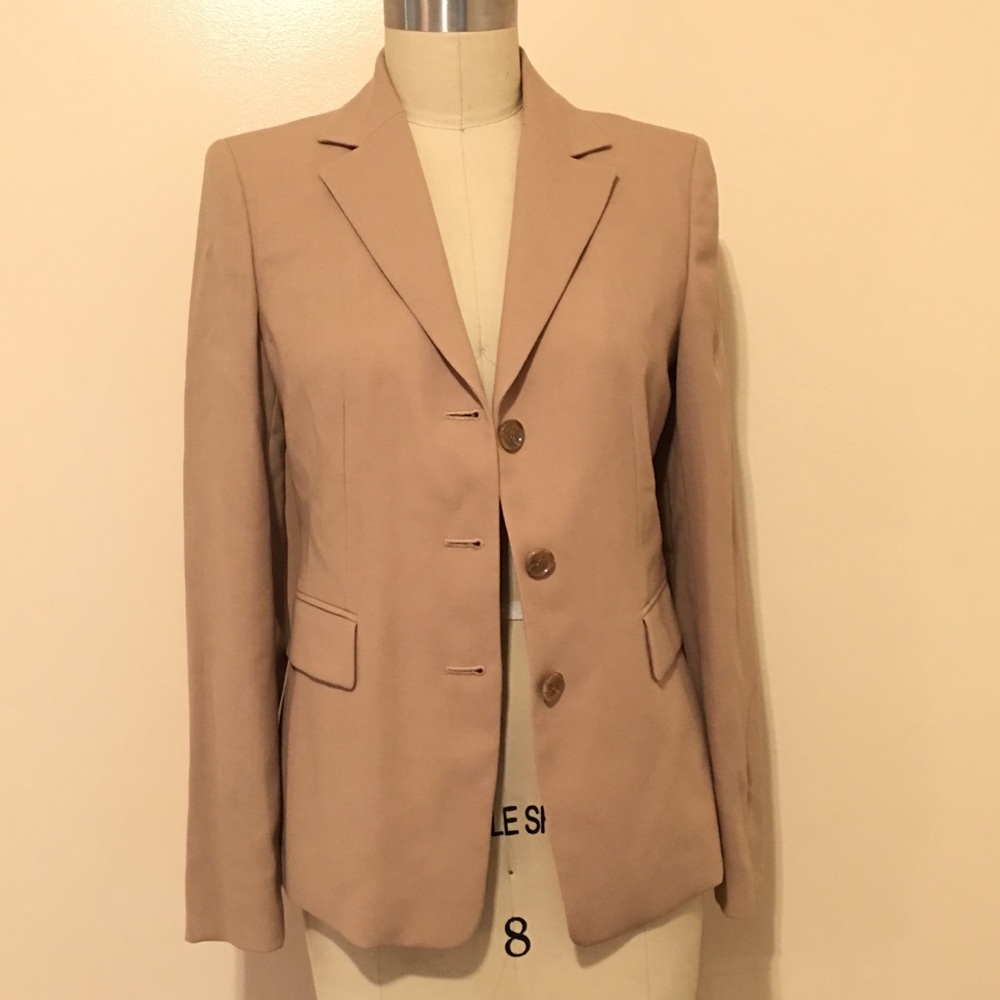 NWOT J.crew tan blazer in mint condition Sz 4